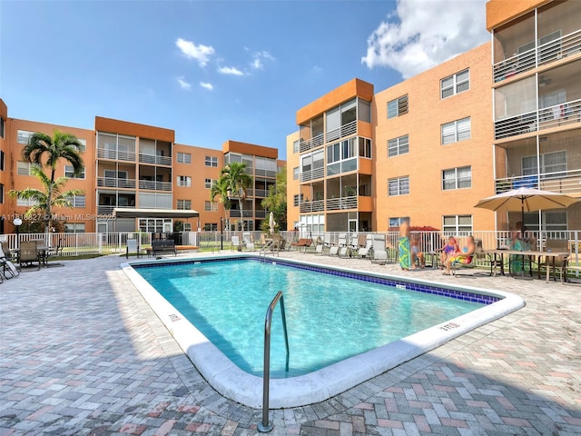3048 E Sunrise Lakes Dr Unit 319, Sunrise, FL 33322 - photo 1