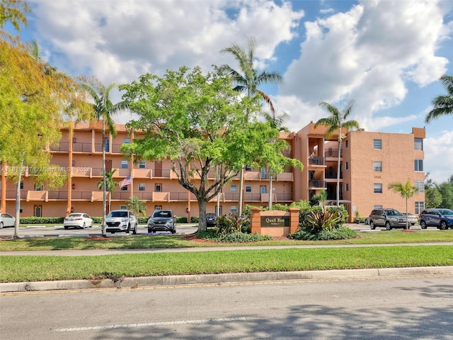 3048 E Sunrise Lakes Dr Unit 319, Sunrise, FL 33322 - photo 3