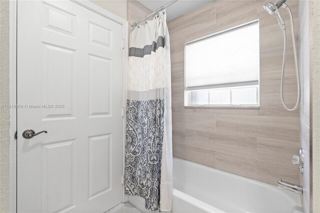 7182 Burgess Dr, Lake Worth, FL 33467 - full bathroom featuring shower / bath combination with curtain