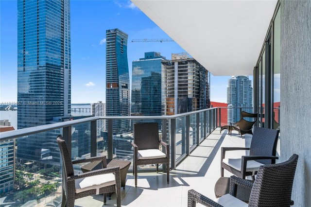 1300 S Miami Ave Unit 2305, Miami, FL 33130 - balcony featuring a city view