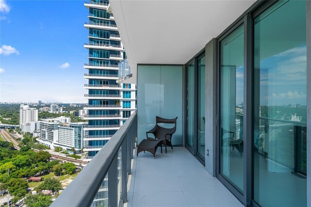 1300 S Miami Ave Unit 2305, Miami, FL 33130 - balcony with a city view