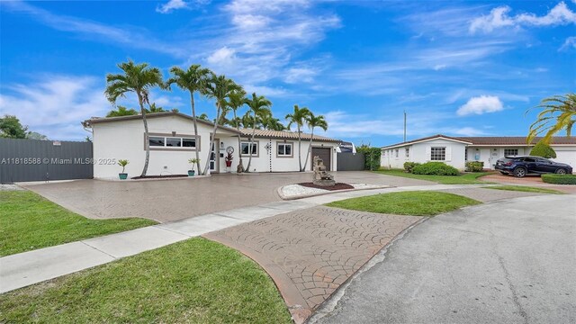 8540 NW 182nd St, Hialeah, FL 33015 - photo 2