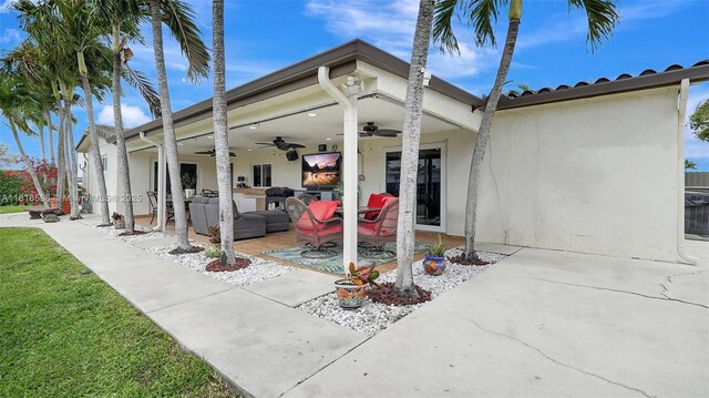 8540 NW 182nd St, Hialeah, FL 33015 - photo 37