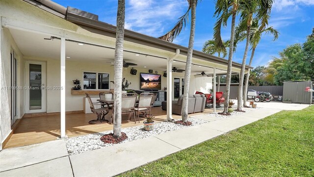 8540 NW 182nd St, Hialeah, FL 33015 - photo 38