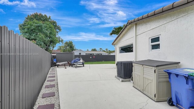 8540 NW 182nd St, Hialeah, FL 33015 - photo 39