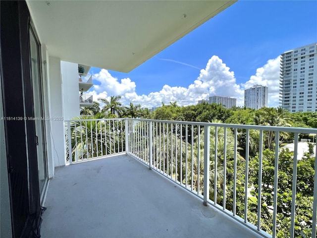 2851 NE 183rd St Unit 414E, Aventura, FL 33160 - photo 4