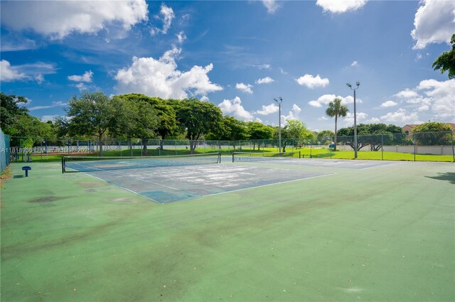 6736 Schooner Ter, Margate, FL 33063 - photo 32