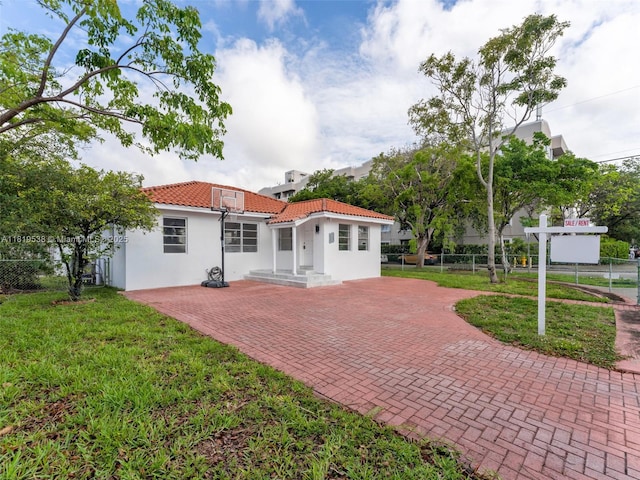 520 NW 32nd Pl, Miami, FL 33125 - photo 3