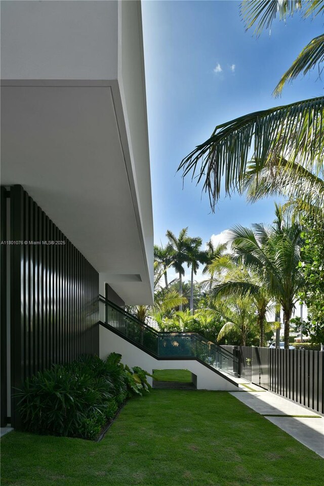 375 N Hibiscus Dr, Miami Beach, FL 33139 - view of yard
