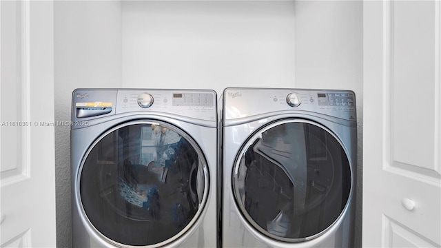 11530 SW 13th Ct, Pembroke Pines, FL 33025 - laundry area featuring washer and dryer