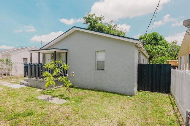 1730 NW 58th St, Miami, FL 33142 - photo 2