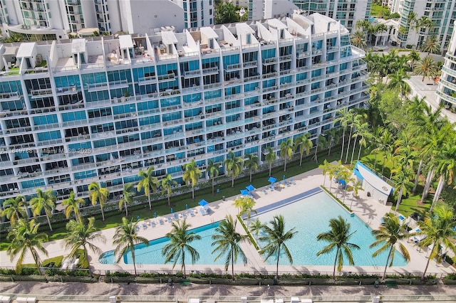 2950 NE 188th St Unit 225, Aventura, FL 33180 - drone / aerial view of a pool and apartment complex / building