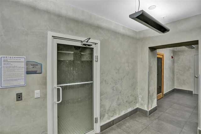 2950 NE 188th St Unit 225, Aventura, FL 33180 - interior space featuring baseboards