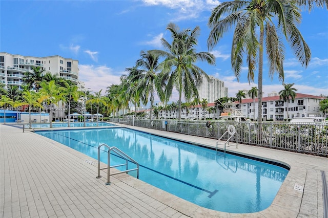 2950 NE 188th St Unit 225, Aventura, FL 33180 - view of community pool