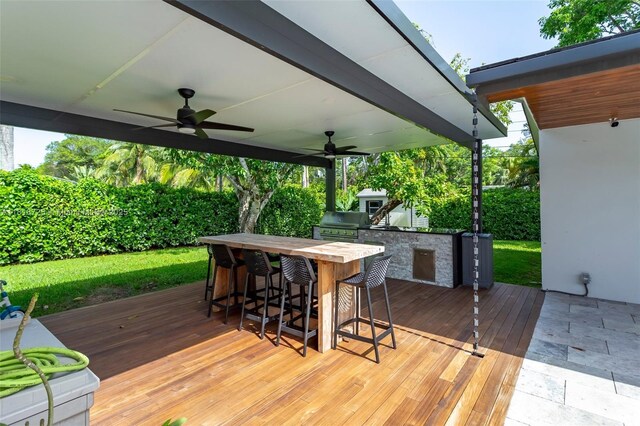 7570 SW 60th St, Miami, FL 33143 - deck with a ceiling fan