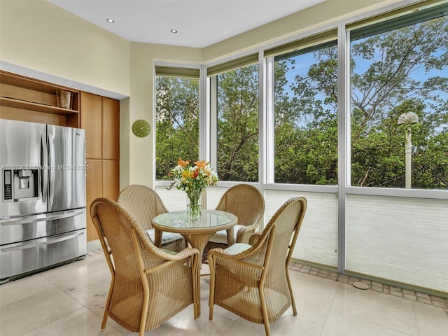 16500 Collins Ave Unit Th-10, Sunny Isles Beach, FL 33160 - dining area with light tile patterned flooring and recessed lighting
