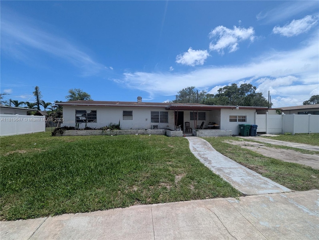 950 NE 172nd St, Miami, FL 33162 - photo 1