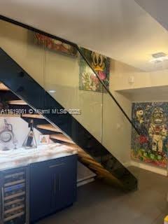 9367 Fontainebleau Blvd Unit G237, Miami, FL 33172 - view of bar