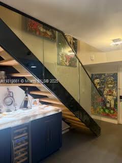 9367 Fontainebleau Blvd Unit G237, Miami, FL 33172 - view of indoor bar