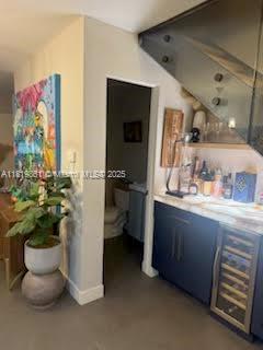 9367 Fontainebleau Blvd Unit G237, Miami, FL 33172 - view of indoor dry bar