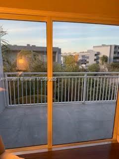 9367 Fontainebleau Blvd Unit G237, Miami, FL 33172 - view of balcony