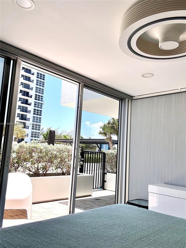 531 N Ocean Blvd Unit 404, Pompano Beach, FL 33062 - photo 32
