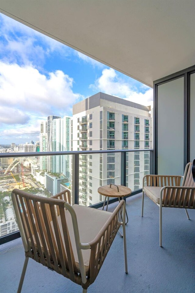 601 NE 6th St Unit 3709, Miami, FL 33132 - balcony with a view of city