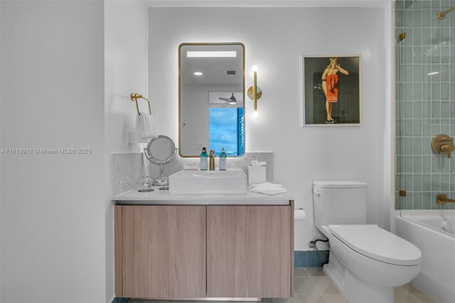 601 NE 6th St Unit 3709, Miami, FL 33132 - bathroom featuring vanity, toilet, and tub / shower combination