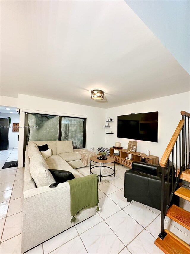 5975 SW 137th Ave Unit 902, Miami, FL 33183 - living area featuring stairway