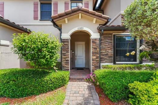 11573 SW 248th Ter, Homestead, FL 33032 - photo 2