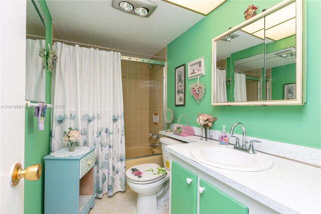 1001 NE 14th Ave Unit 107, Hallandale Beach, FL 33009 - full bath with vanity, toilet, and shower / bath combo with shower curtain