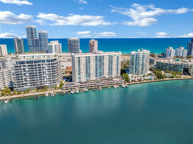 6770 Indian Creek Dr Unit 7B, Miami Beach, FL 33141 - view of urban area featuring a large body of water