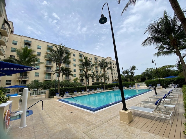 610 Clematis St Unit 721, West Palm Beach, FL 33401 - community pool with a patio