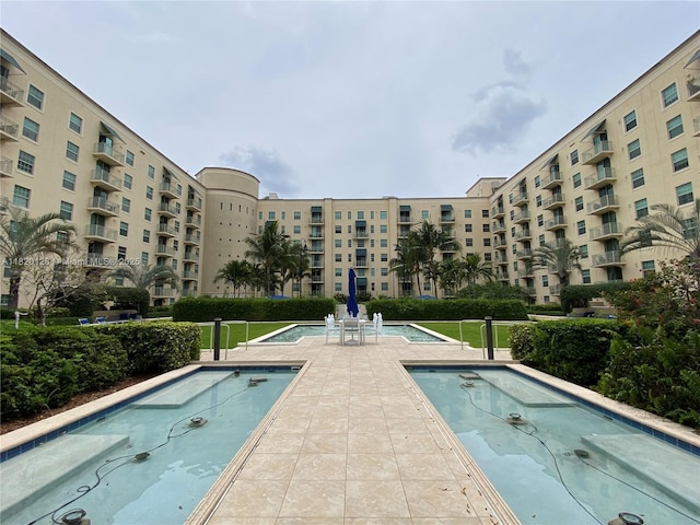 610 Clematis St Unit 721, West Palm Beach, FL 33401 - view of community pool