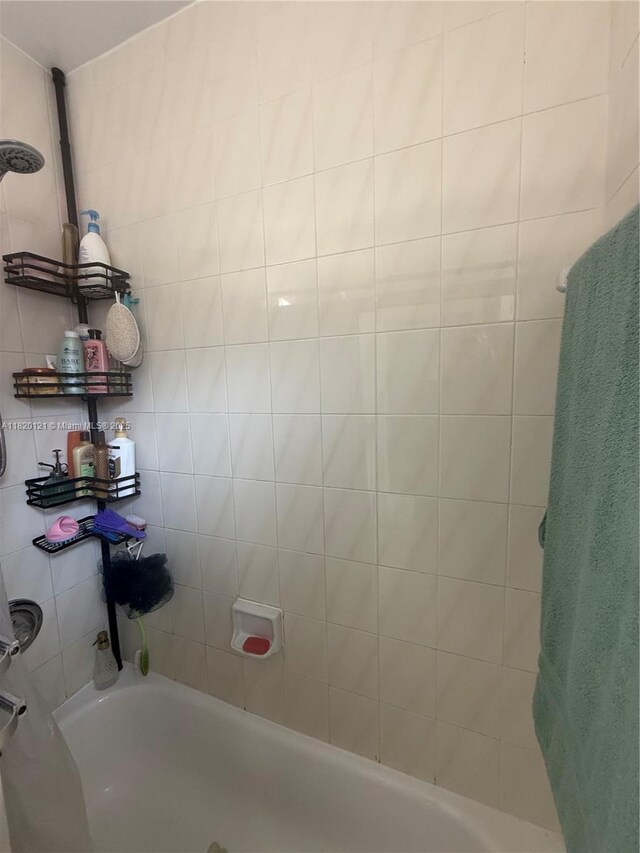 2413 W 73rd Pl, Hialeah, FL 33016 - bathroom with shower / tub combo