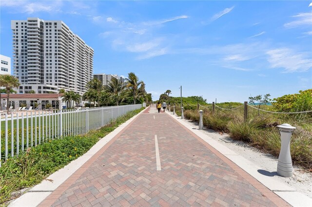 2457 Collins Ave Unit 201, Miami Beach, FL 33140 - view of home's community