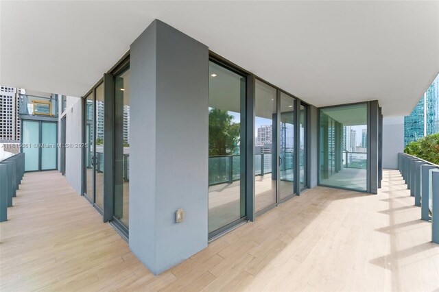 88 SW 7th St Unit 712, Miami, FL 33130 - view of balcony