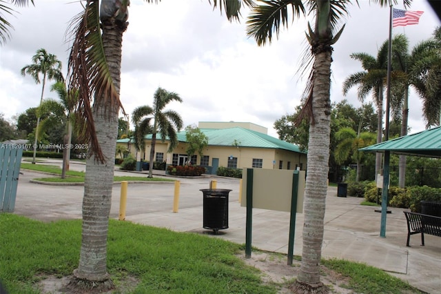 6810 Douglas St, Hollywood, FL 33024 - view of home's community