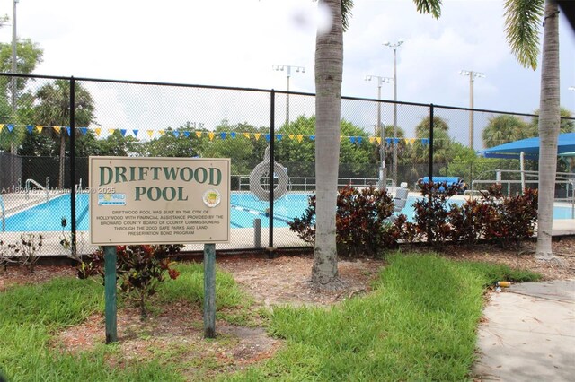 6810 Douglas St, Hollywood, FL 33024 - view of community / neighborhood sign