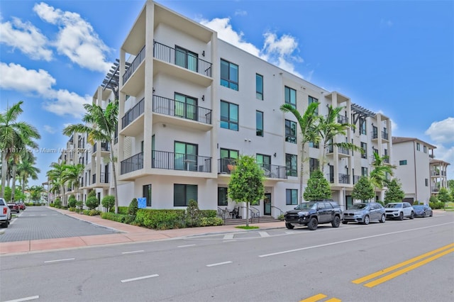 4740 NW 84th Ct Unit 38, Doral, FL 33166 - view of apartment building / complex