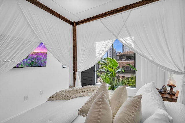 4740 NW 84th Ct Unit 38, Doral, FL 33166 - bedroom featuring lofted ceiling