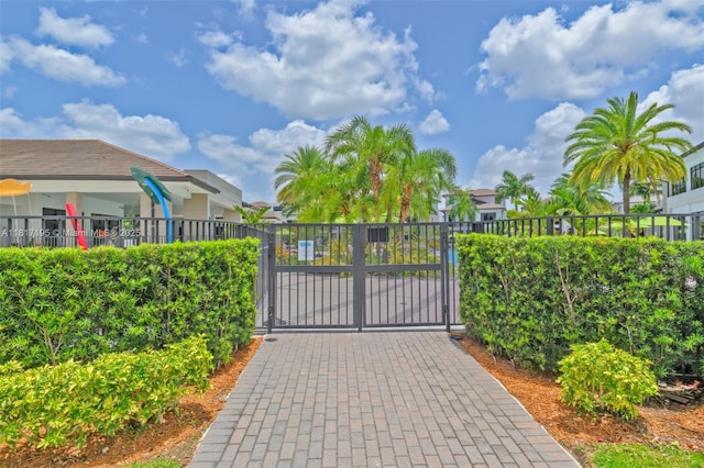 4740 NW 84th Ct Unit 38, Doral, FL 33166 - view of gate