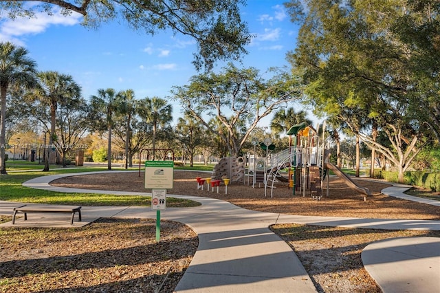 901 W Tropical Way, Plantation, FL 33317 - surrounding community