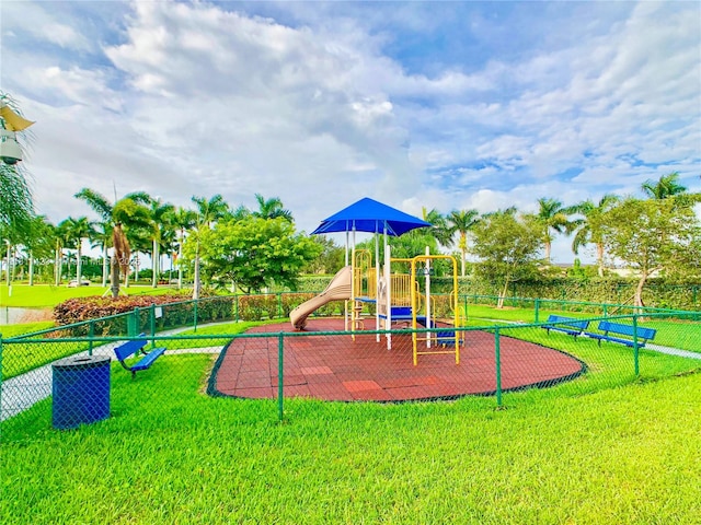 2389 NE 4th St, Homestead, FL 33033 - view of community jungle gym