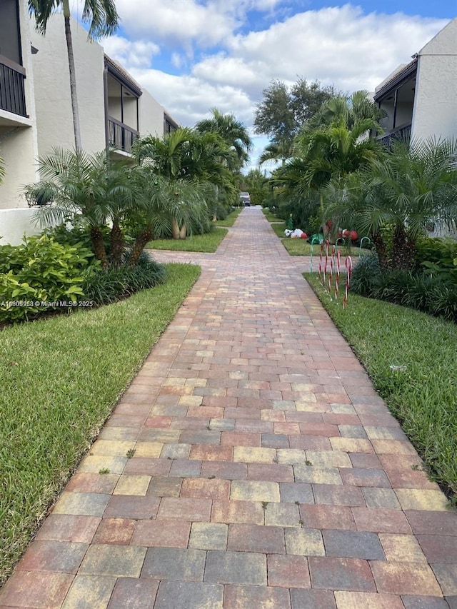 721 SE 1st Way Unit B18, Deerfield Beach, FL 33441 - view of property's community