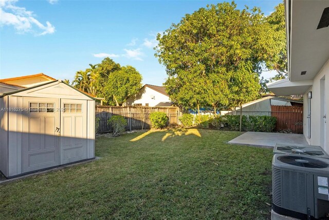 3421 SW 4th St, Miami, FL 33135 - fenced backyard with a shed and a patio area