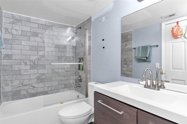 251 W Palm Cir W Unit 207, Pembroke Pines, FL 33025 - full bathroom with vanity and shower / bath combination
