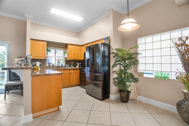 1762 E Trafalgar Cir, Hollywood, FL 33020 - kitchen with black refrigerator with ice dispenser, a peninsula, backsplash, stove, and crown molding