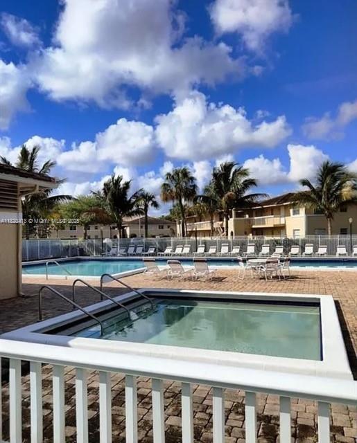 10007 Twin Lks Unit 25, Coral Springs, FL 33071 - view of community pool