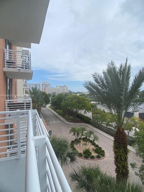 2775 NE 187th St Unit 407, Aventura, FL 33180 - photo 8